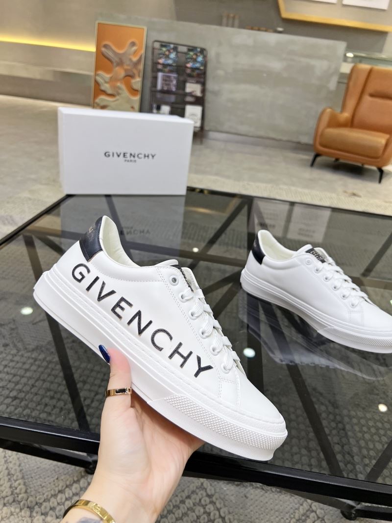 Givenchy Sneakers